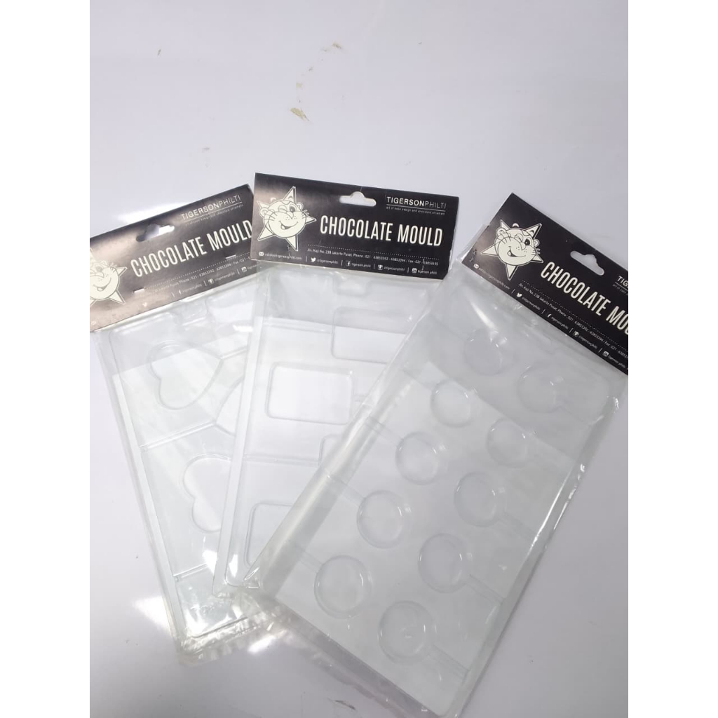 Mika Plastik Cetakan Coklat