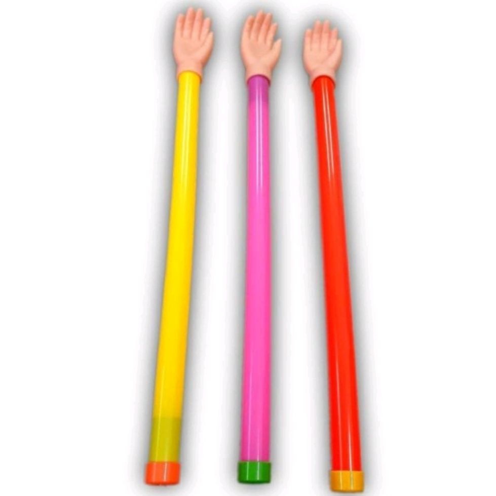 MAINAN ANAK GARUKAN TANGAN BUNYI ALAT GARUK PUNGGUNG BERBUNYI