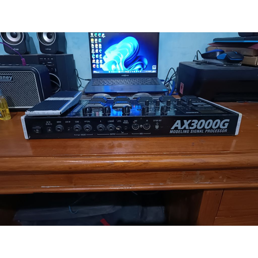 Korg Ax3000g