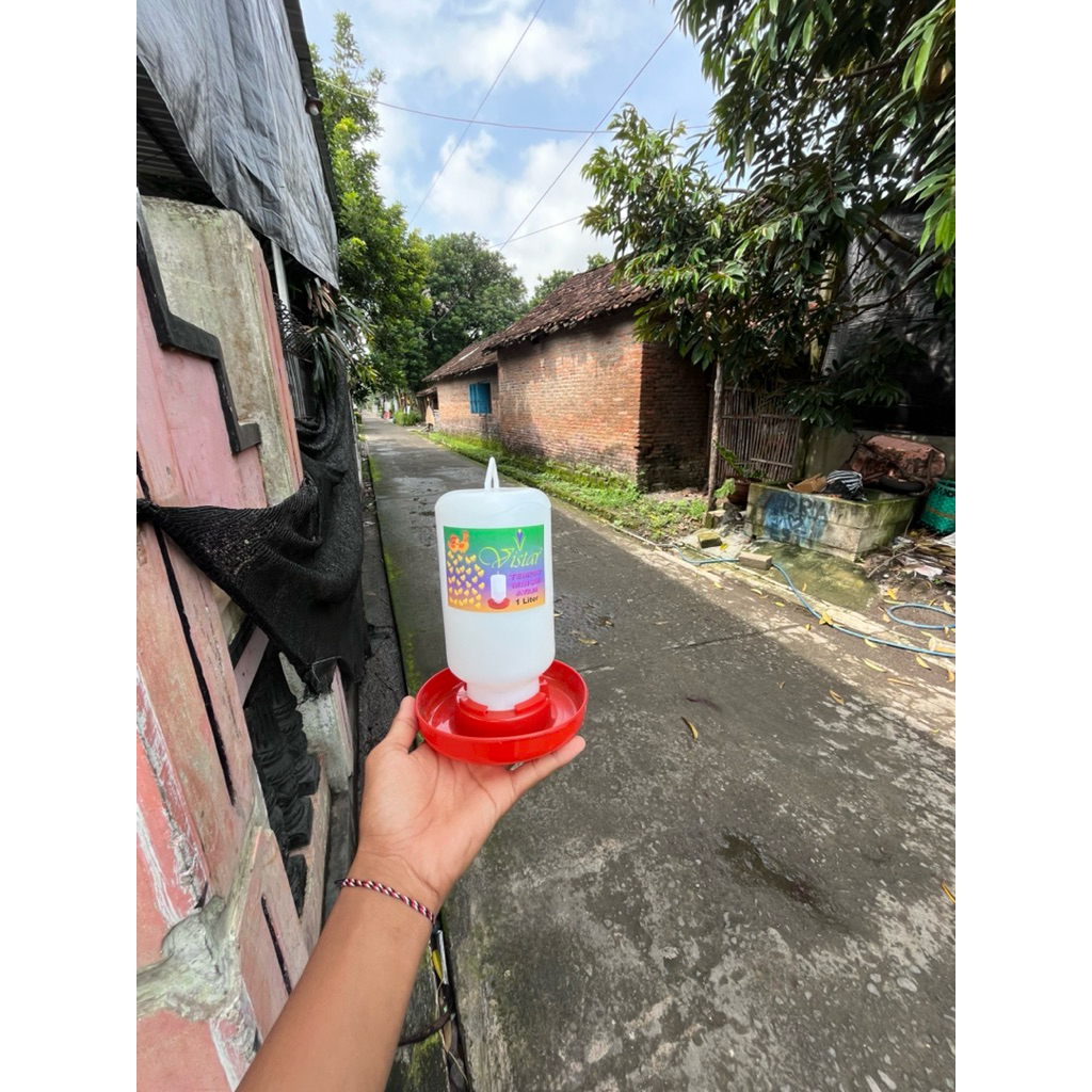 Tempat minum ayam kapasitas 1liter merk VISTAR