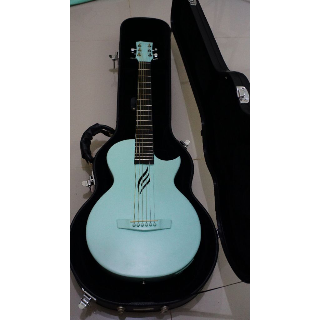 enya gitar akustik triplesize