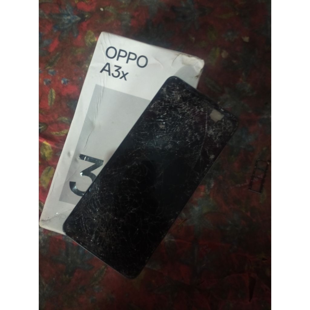 buat bahan kanibalan oppo a3x ram 4/64 kondisi mati total mesin bekas garapan