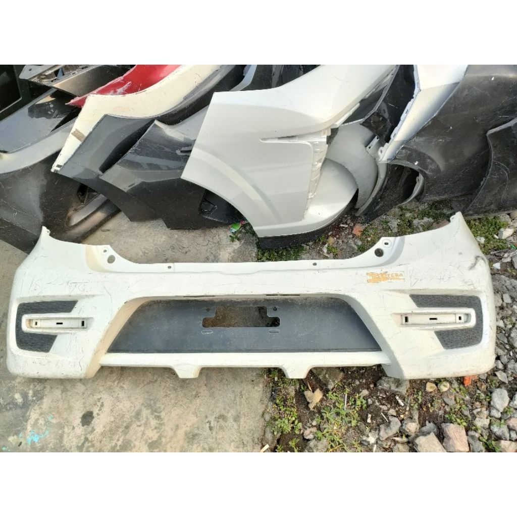 Bemper belakang agya ayla 2017 -2021