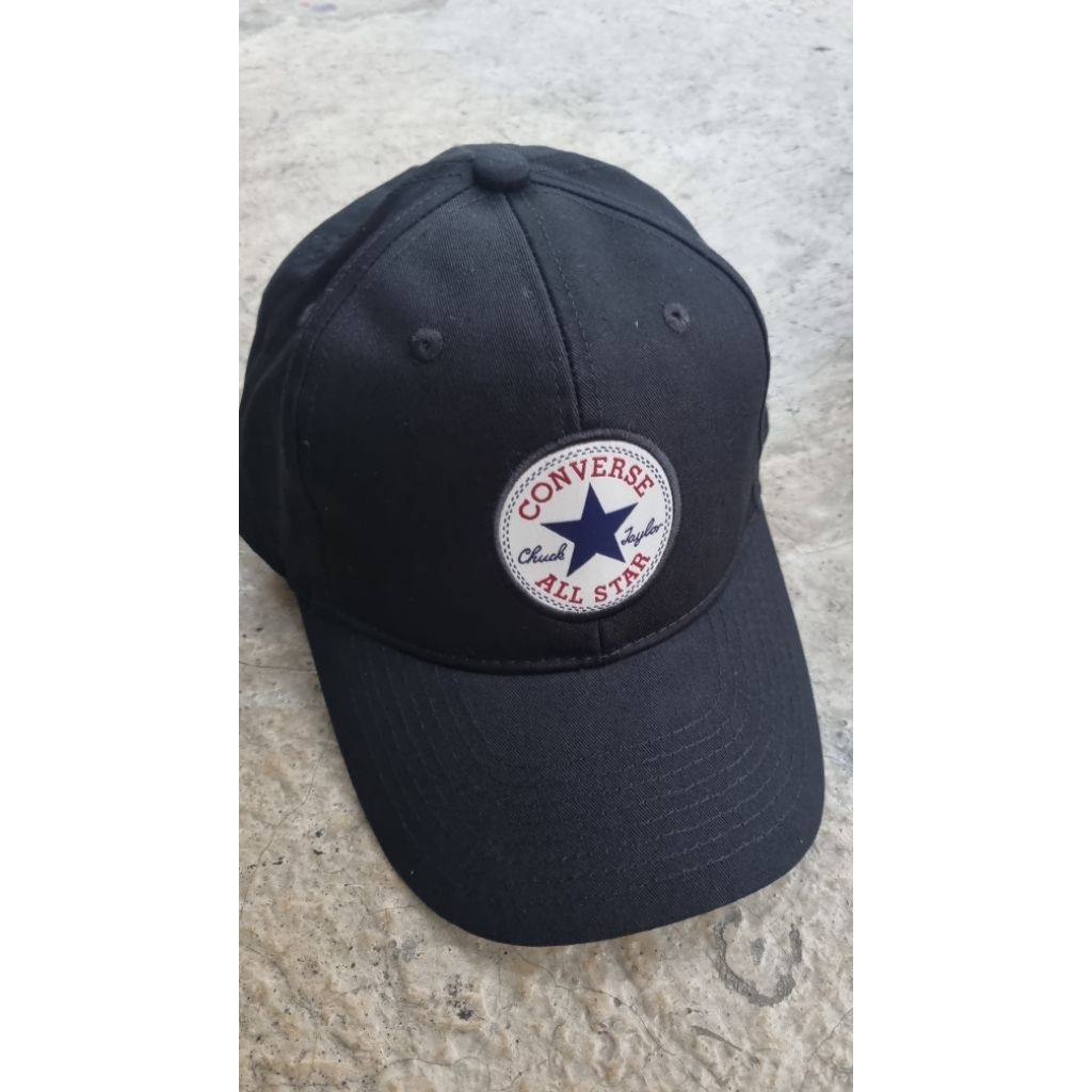 Topi Converse Chuck Taylor