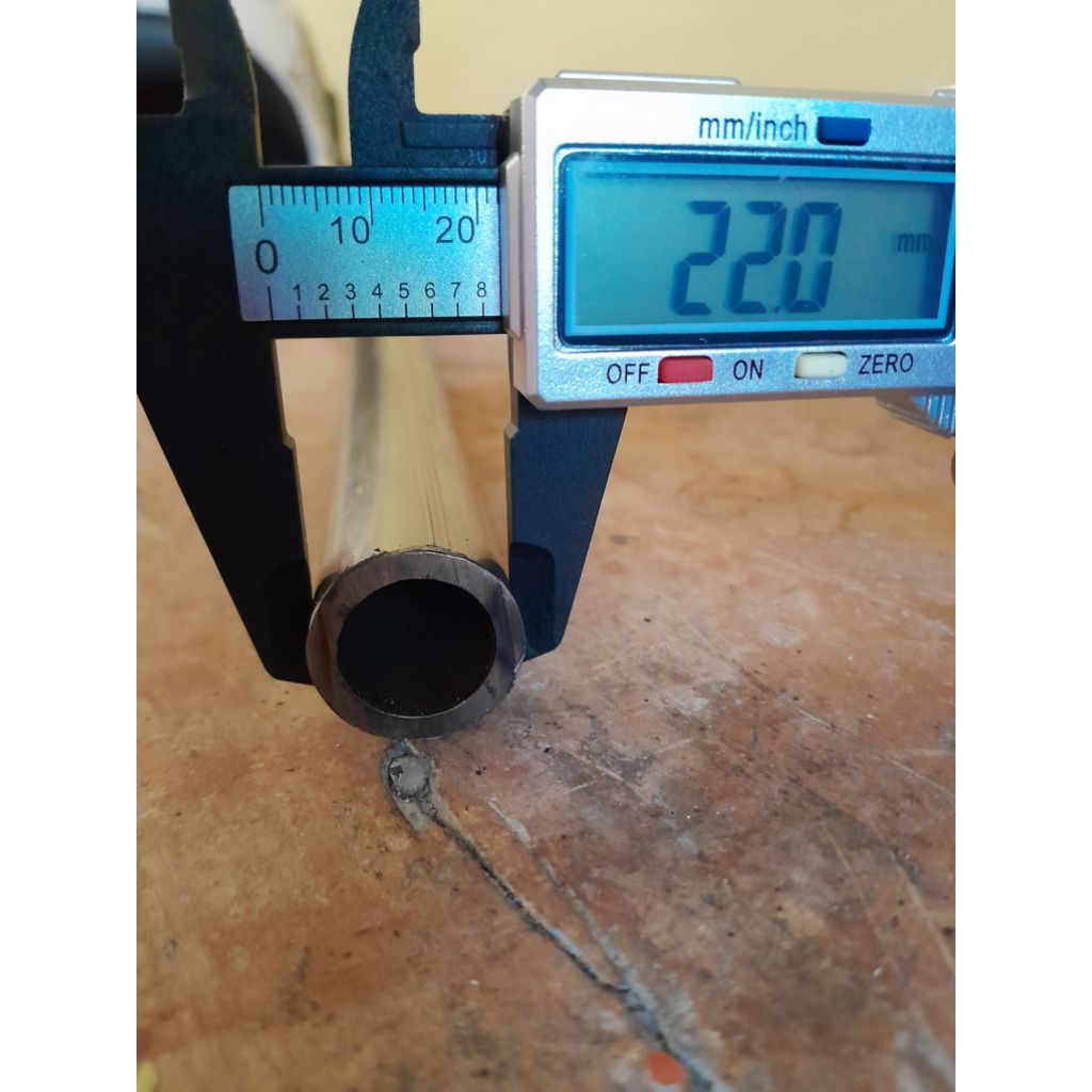 Pipa Besi  Od:22,0  Id:15,7   Panjang 50cm+-