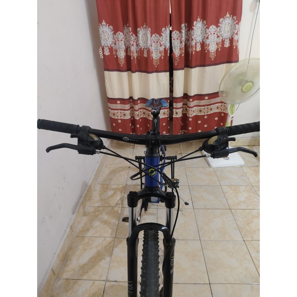 SepedaGunung Polygon Premier 3 27,5"