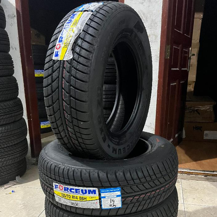ban mobil tubles rotasi 185 70 R14 Forceum