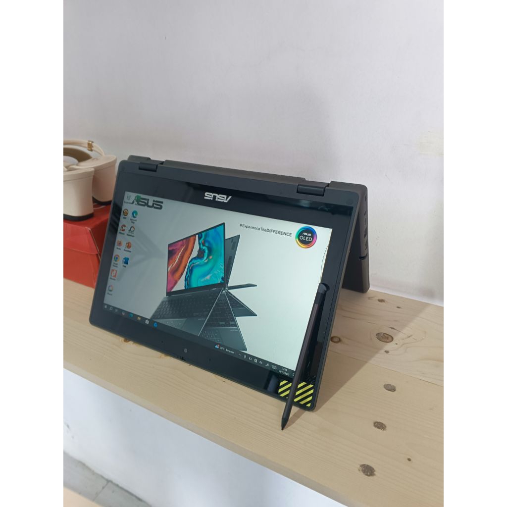 Asus Flip Touchscreen br1100fka