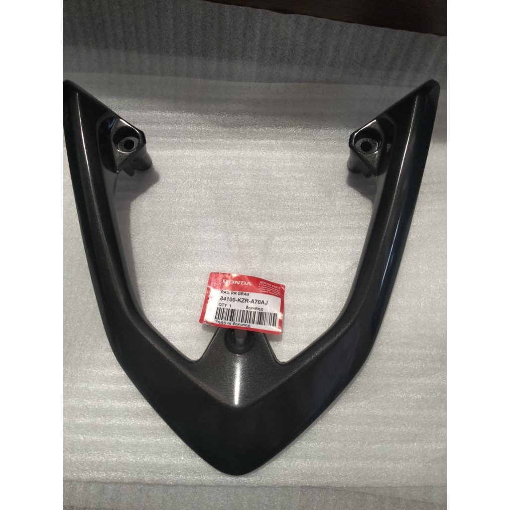 Behel joke belakang -84100-KZR-A70AJ- VARIO 125 fi OLD TAHUN 2015