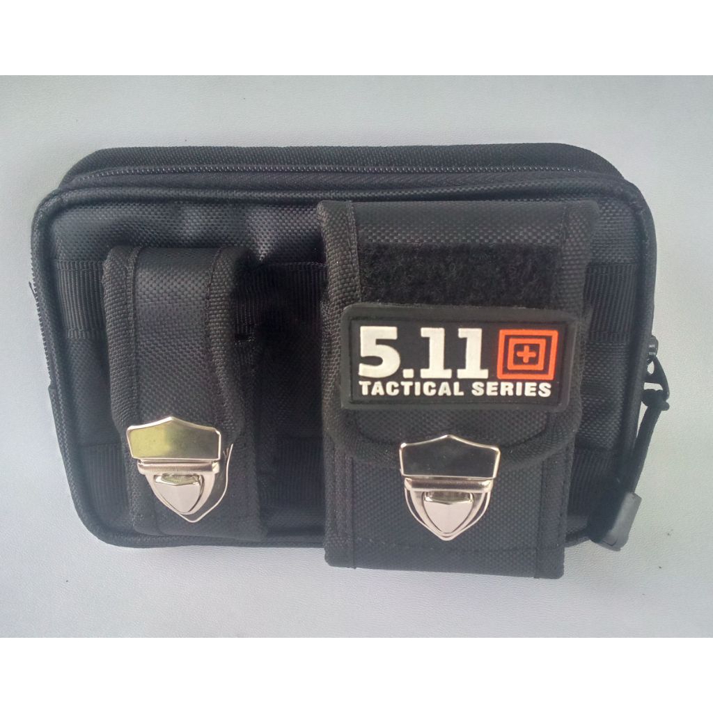 tas  pinggang hp dan tempat rokok.