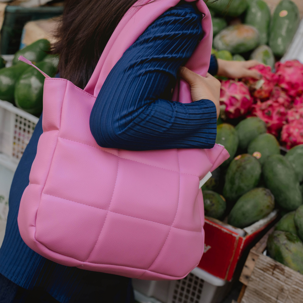 Tas Laptop Puff Tote Bag Pria Wanita Unisex up to 14 - Doyle Pilvy