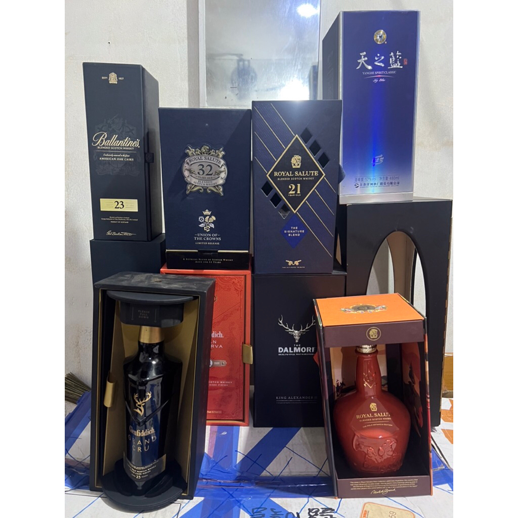 botol bekas miras bluelabel glenfidich rare / botol pajangan / botol koleksi