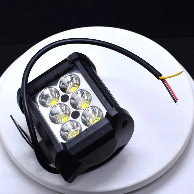 88O Led 6 Mata Kotak Kecil Hjg Icc Lampu Sorot Lampu Tembak Flash Kedip Strobo 2 Mode Baut Baud Spio