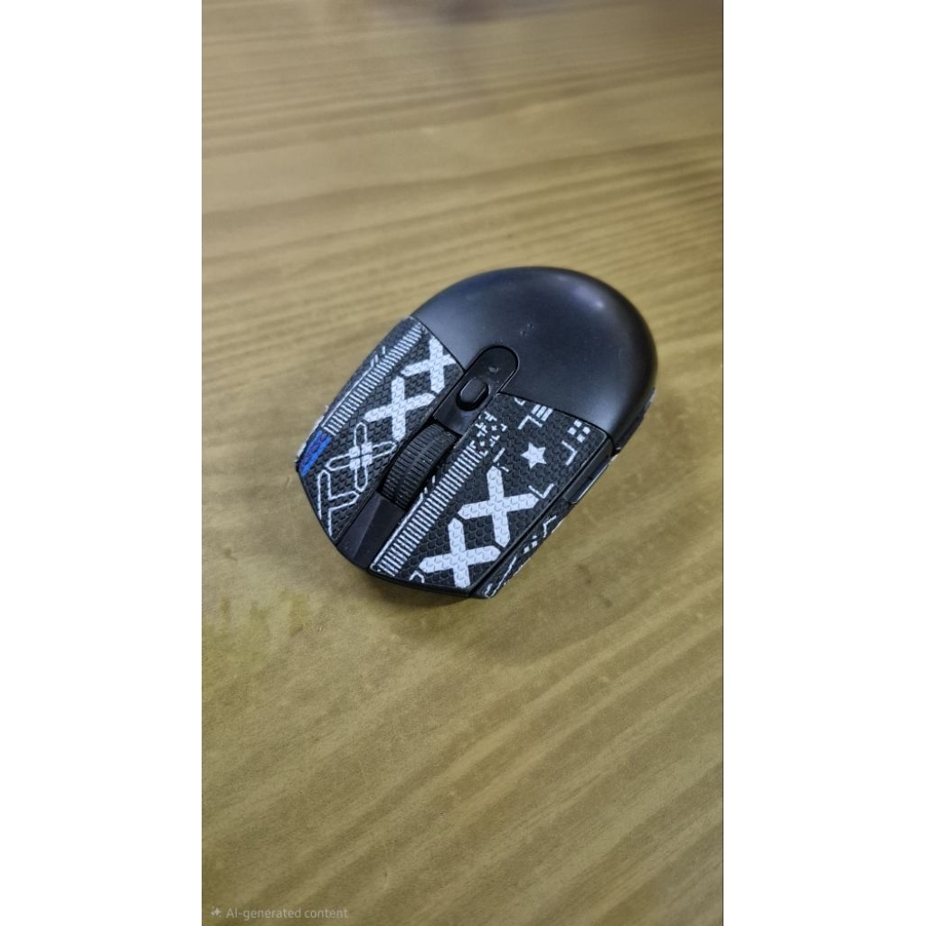 Logitech G304