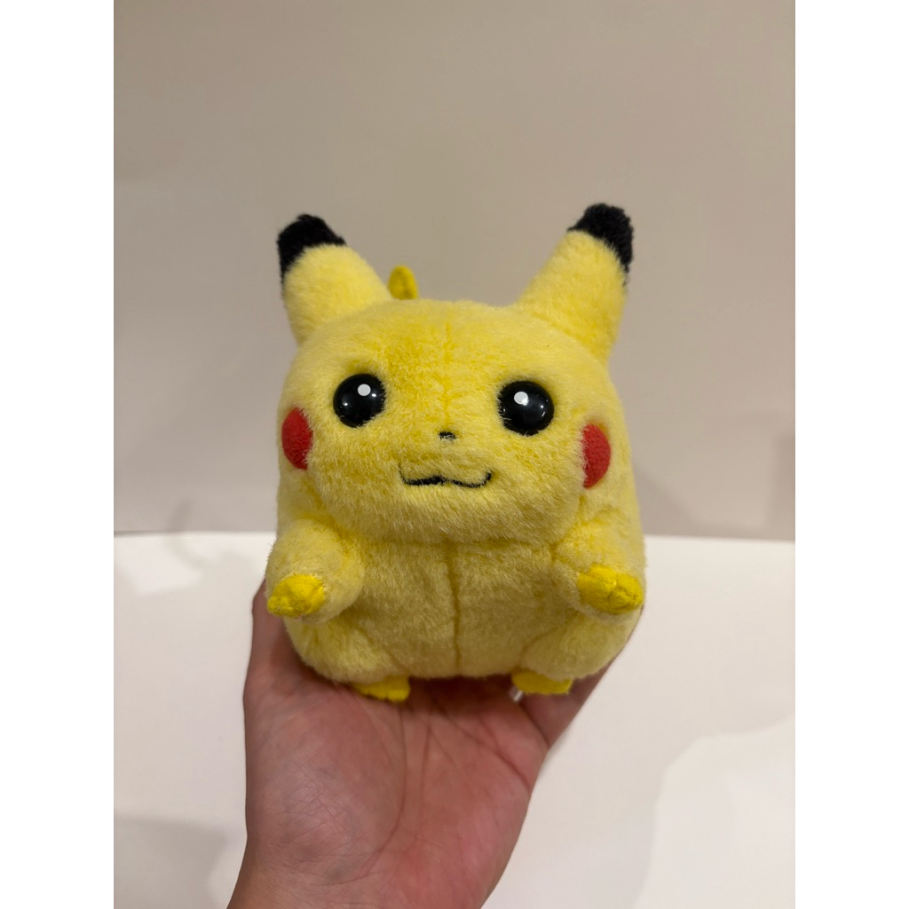 Rare original B Pikachu vintage tomy plush 1998 squeaky tetot
