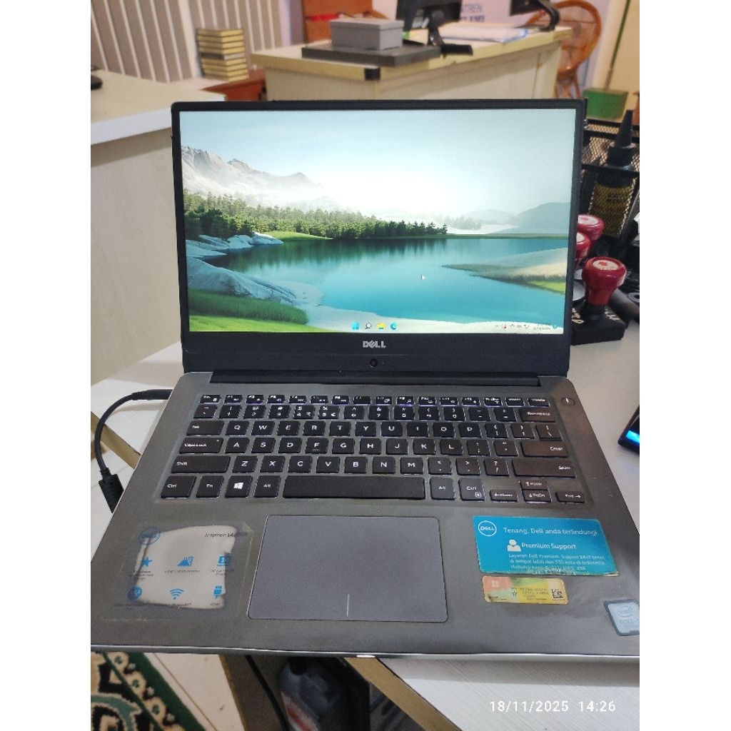 Dell 14 7472 core i7 gen 8 Nvidia