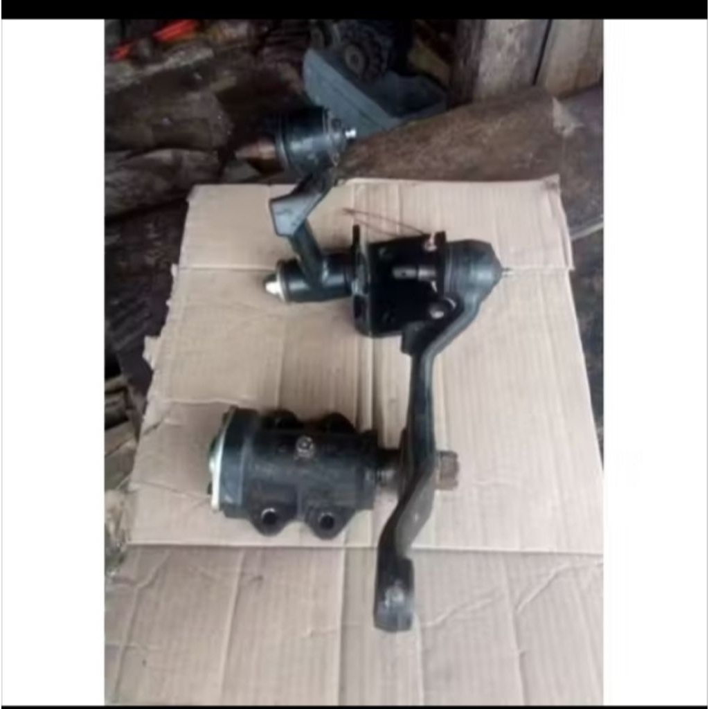 idle idler arm bellcrank bell crank Mitsubishi L300 disel bensin ful set kanan kiri ori