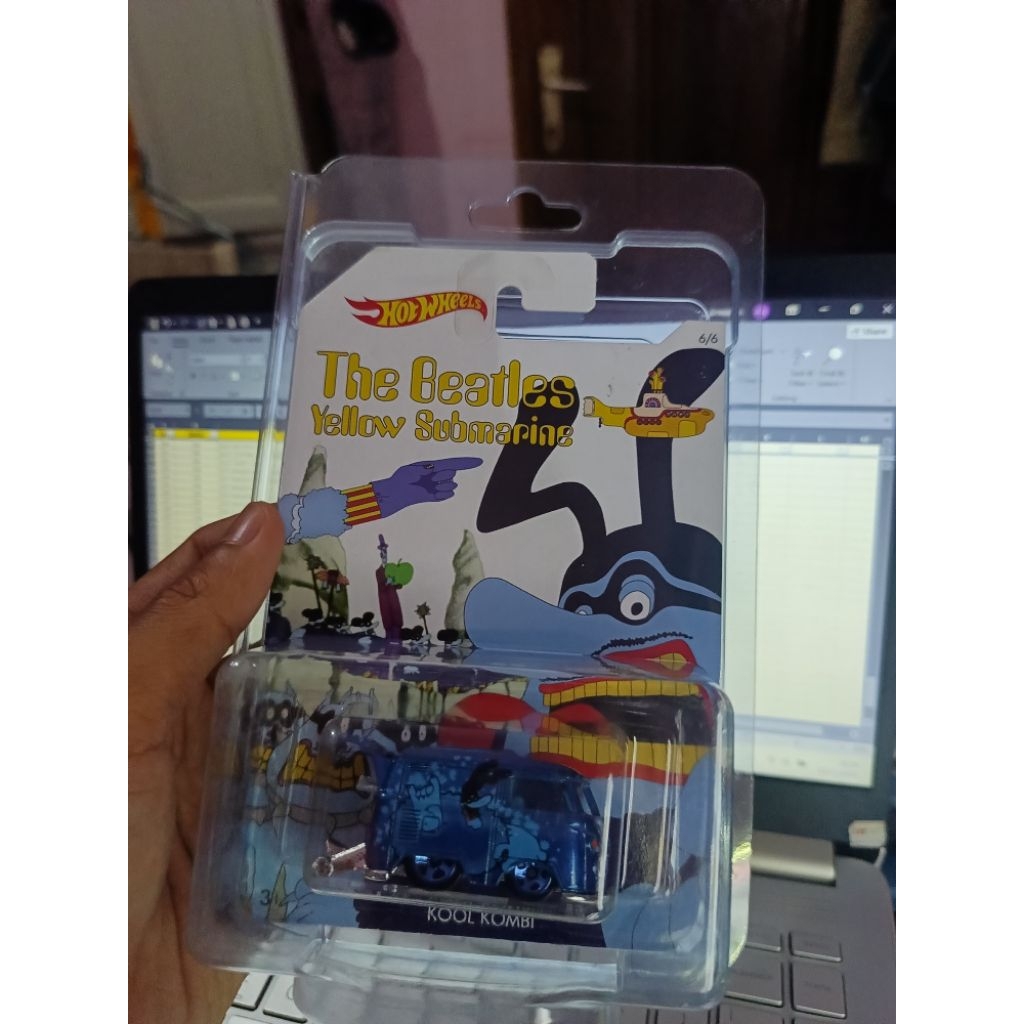 Hot Wheels Kool Kombi