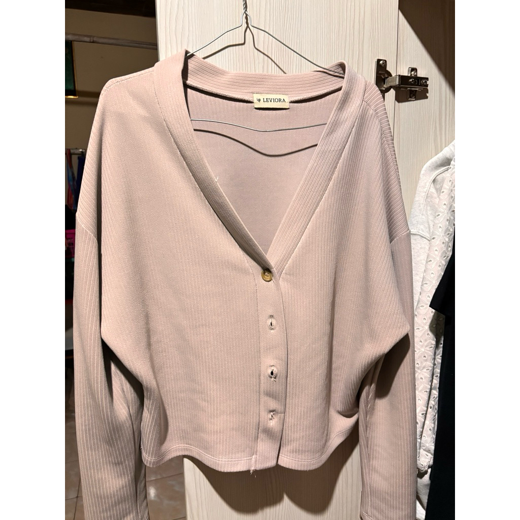 cardigan leviora