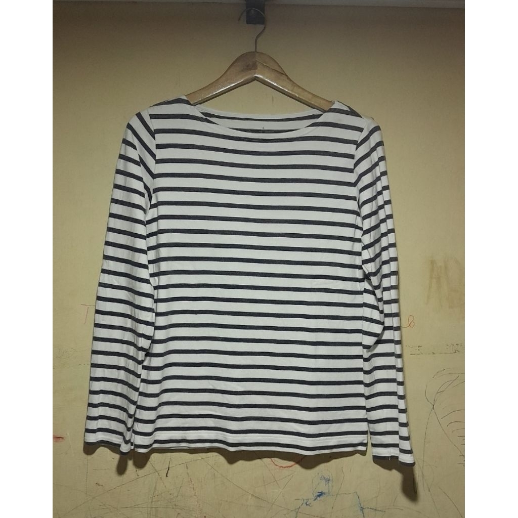 Preloved kaos Muji/ kaos salur branded/ Kaos Muji