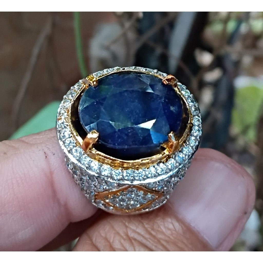 Natural Blue Sapphire Ceylon