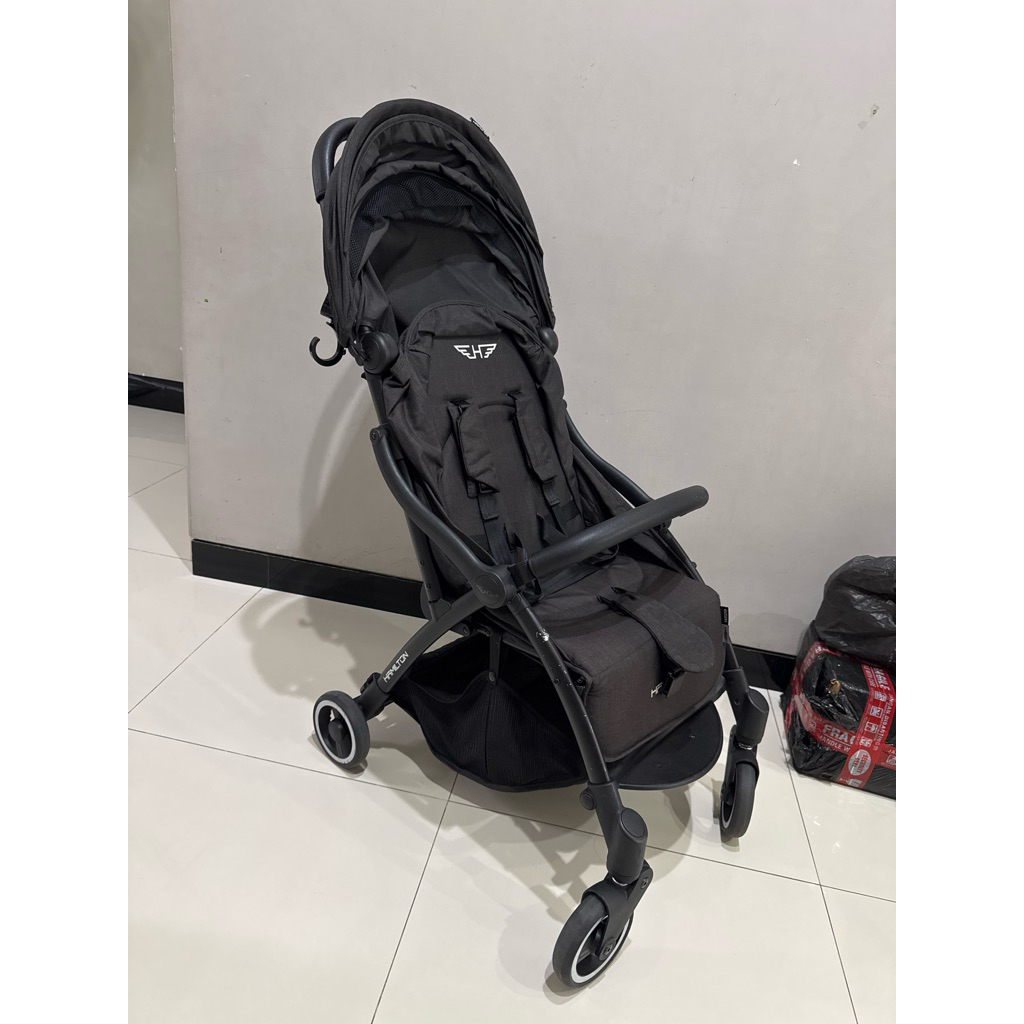 Preloved Stroller bayi Hamilton Hitam