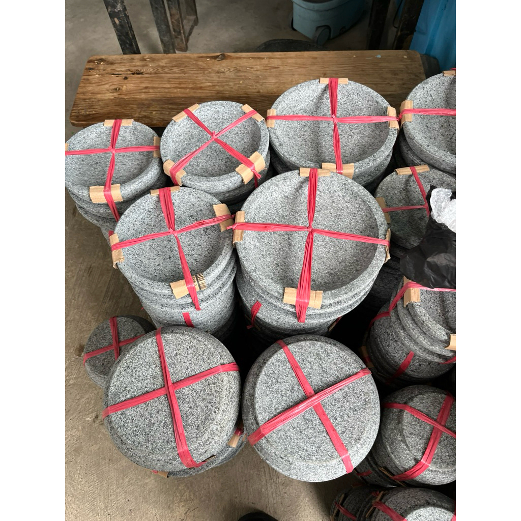 cobek batu ukuran besar