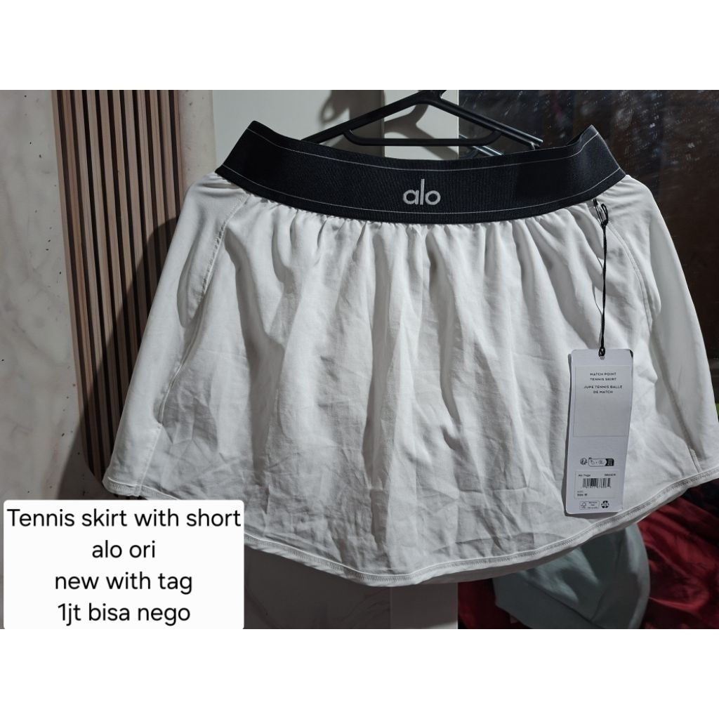 Alo tennis skirt with inner