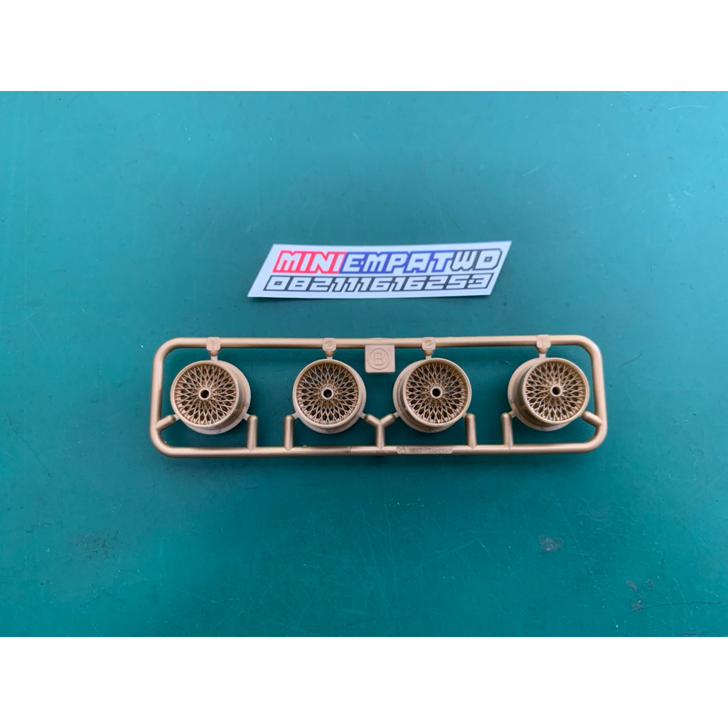Tamiya mini 4wd wheel small gold baru dan original