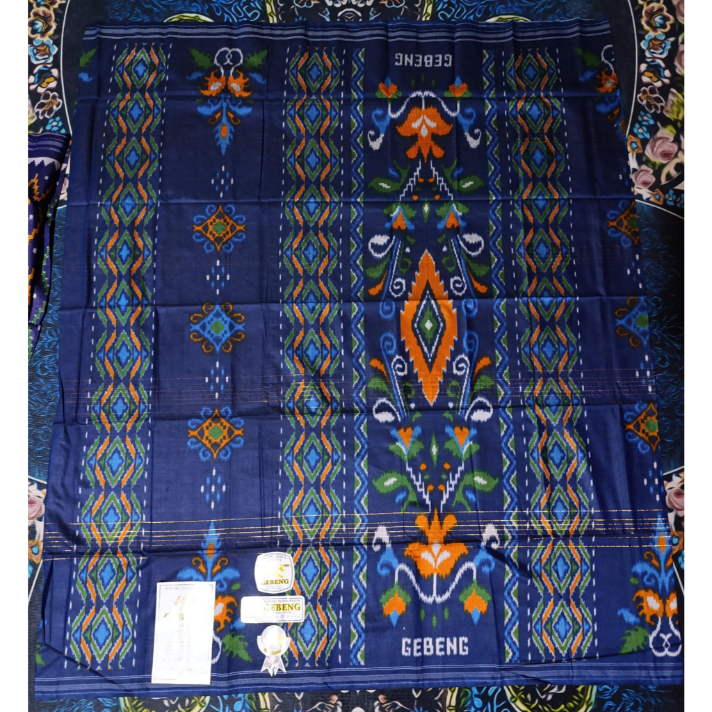 Sarung Tenun Gebeng