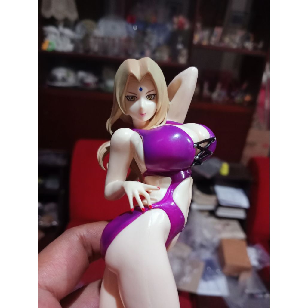Figure Tsunade 1