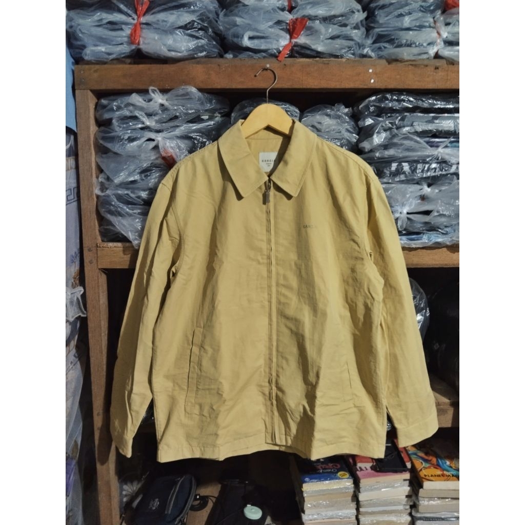 Jaket Kasual Berkerah Georgia