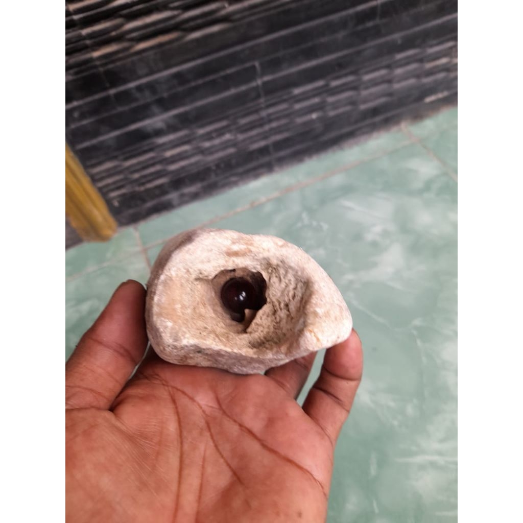 Batu aksesoris bolong+batu merah bulat