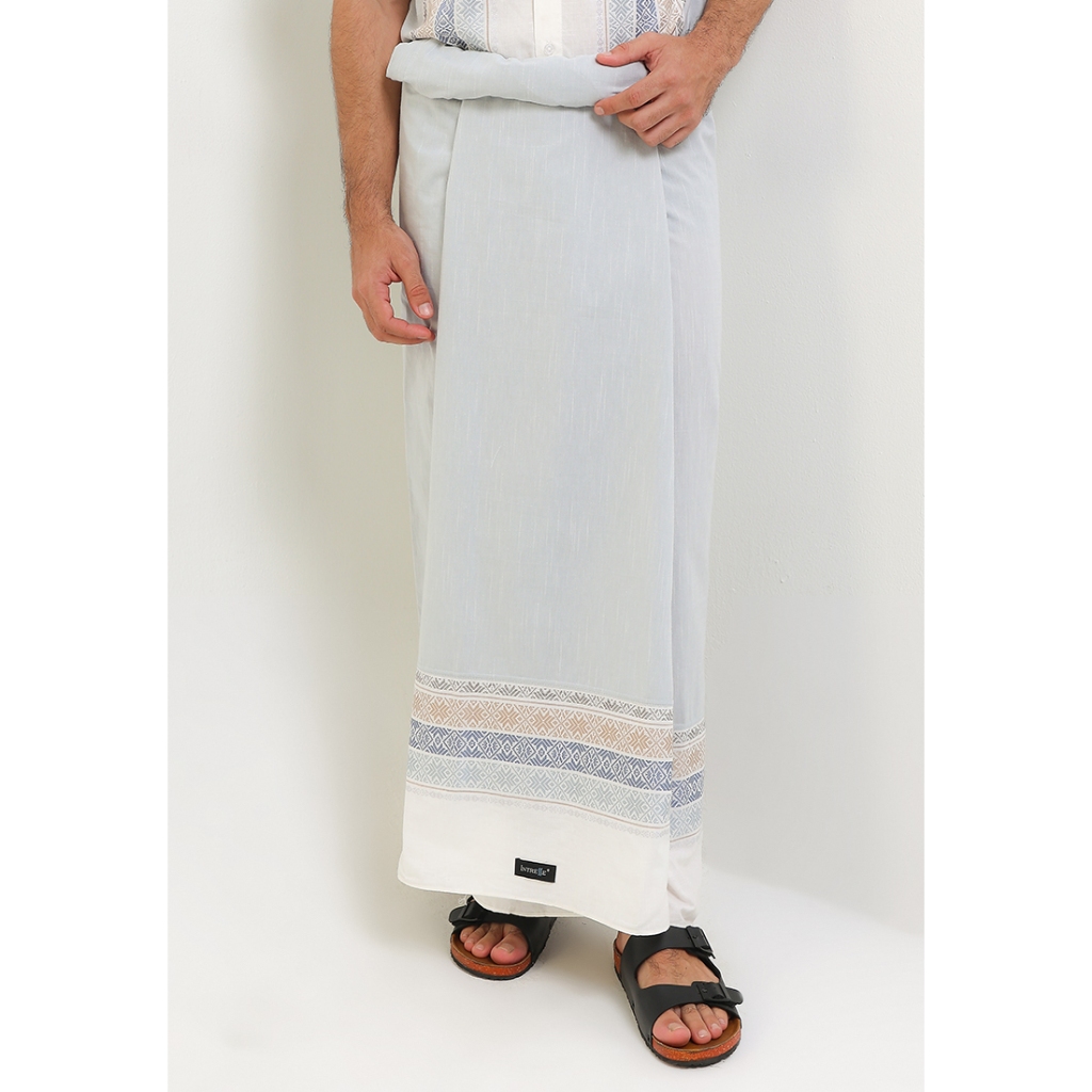 (Intresse x Sandiaga Uno Collection) Intresse Pesisir Adiputra Blue Sarung