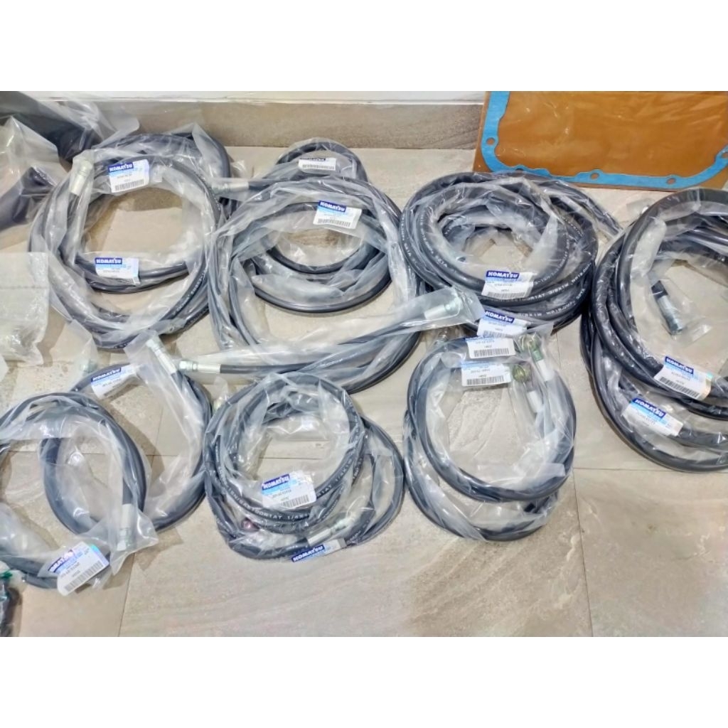 20Y-62-42251 Hose / 20Y6242251 hose komatsu/ 20y 62 42251 hose assy/spareparts alatberat/hose Komats