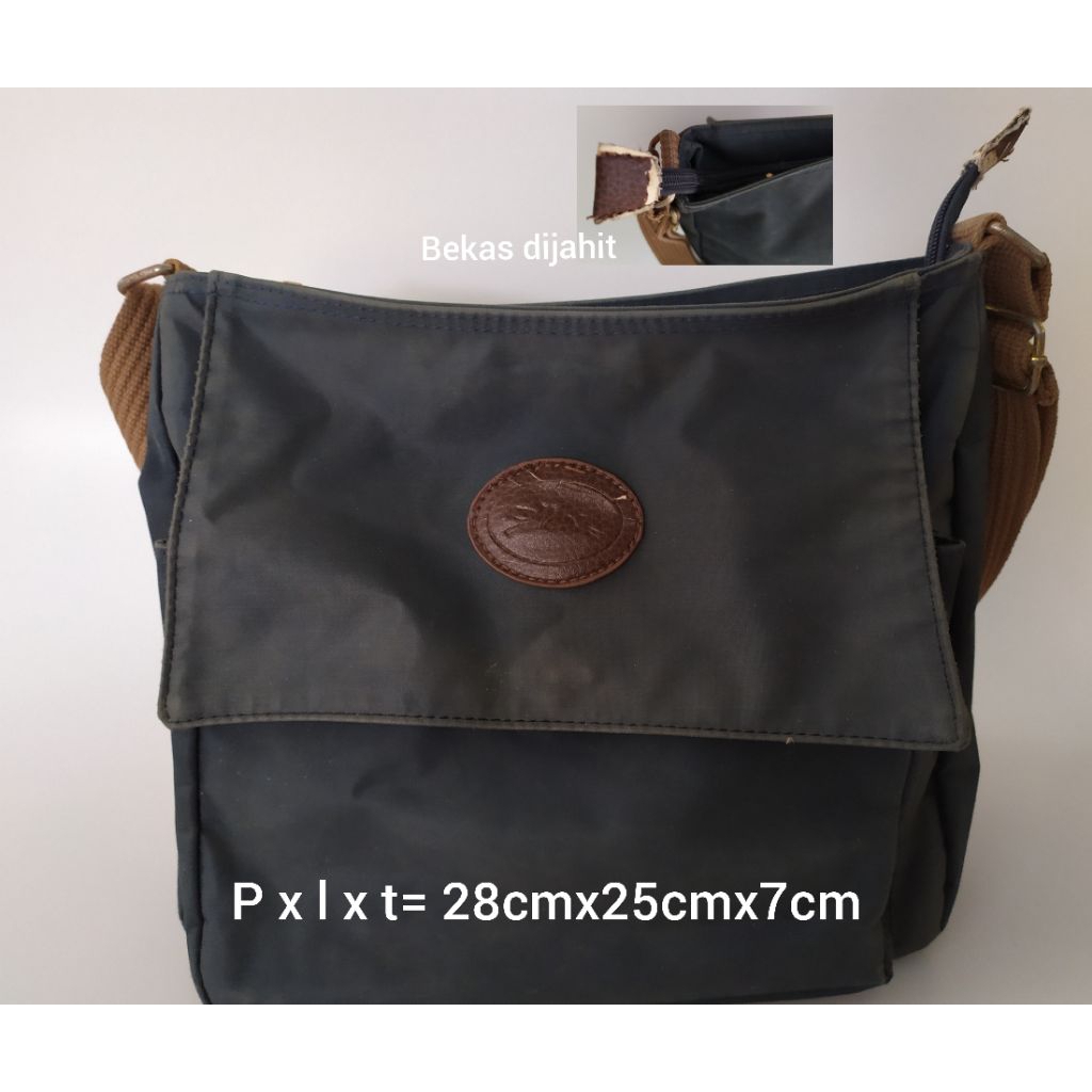 Tas selempang wanita biru dongker(Preloved)