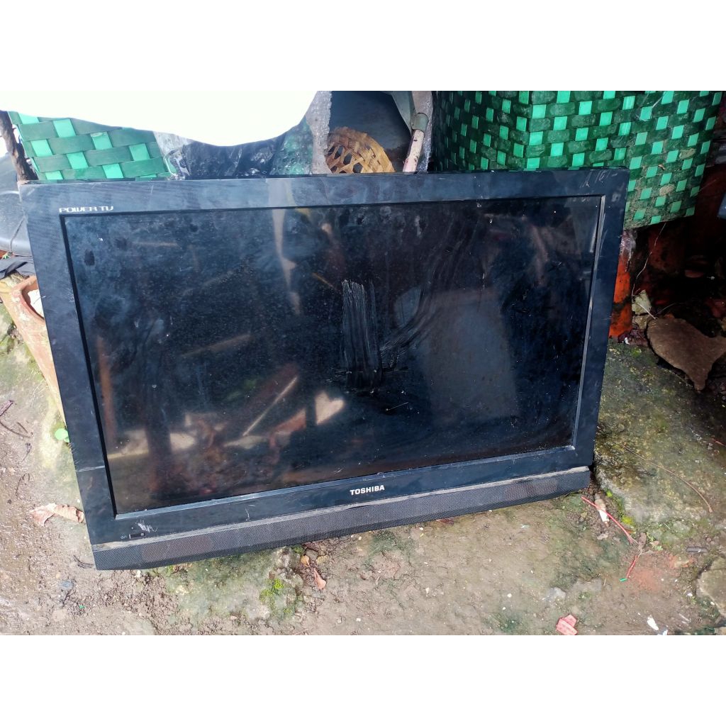 Panel Layar LCD TV 32 inch, Toshiba 32PB2E Original