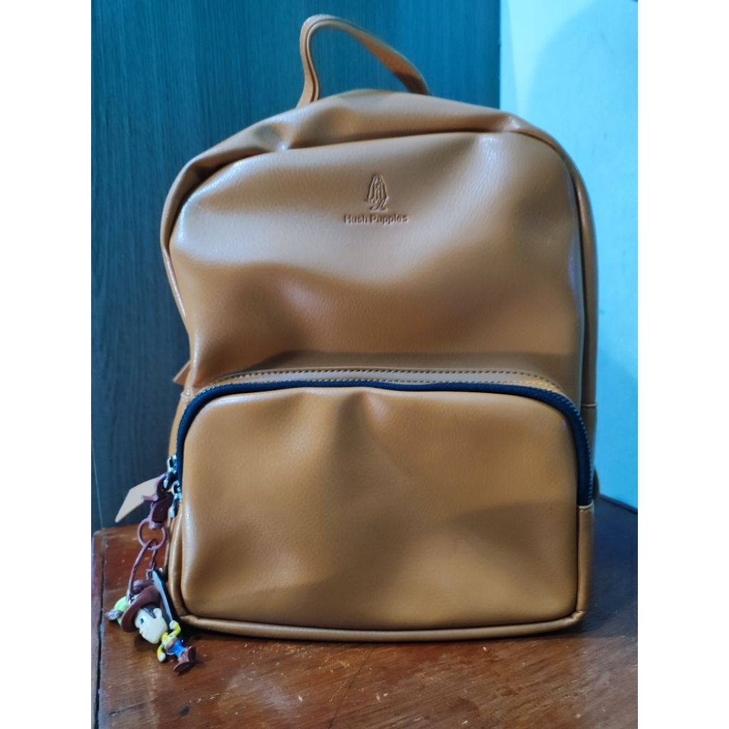 Tas Ransel Hush Puppies