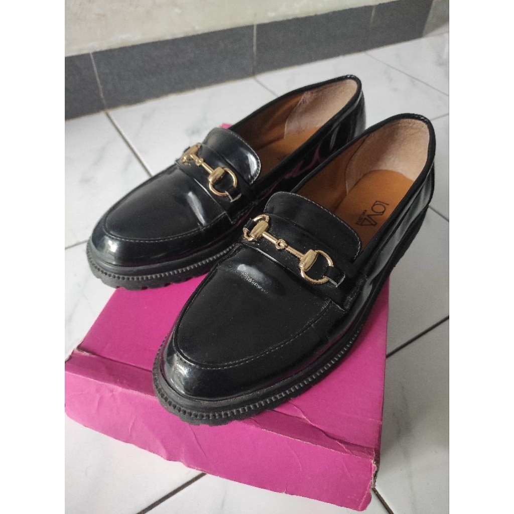 [ PRELOVED ] LOVA.ID - DOCMART / LOAFERS WANITA BIG SIZE