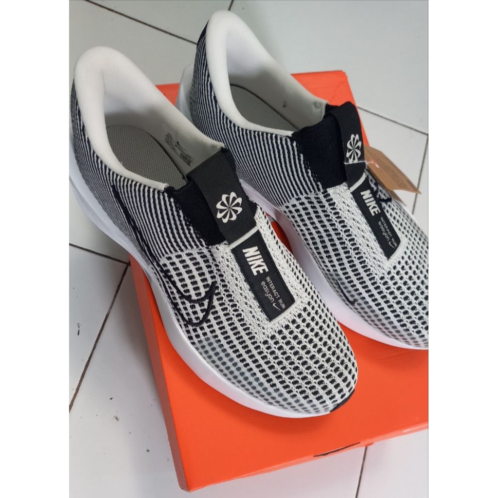 [ORIGINAL] NIKE INTERACT RUN EASYON SLIP ON