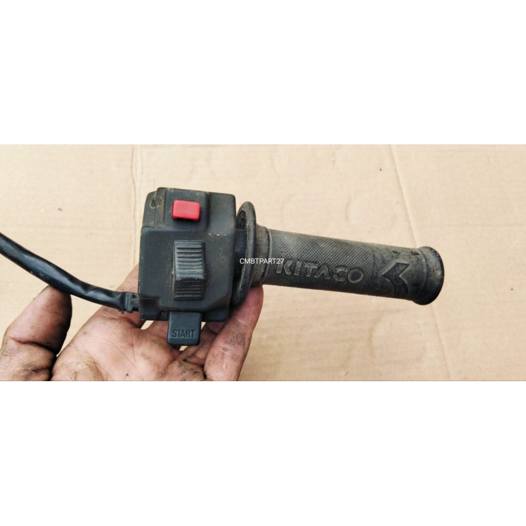 Holder Kanan Slongsong Gas Suzuki Tornado Gx Gs Shogun Kebo Original