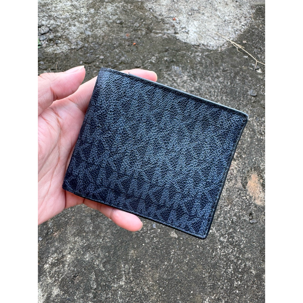 preloved dompet wallet pria MK navy