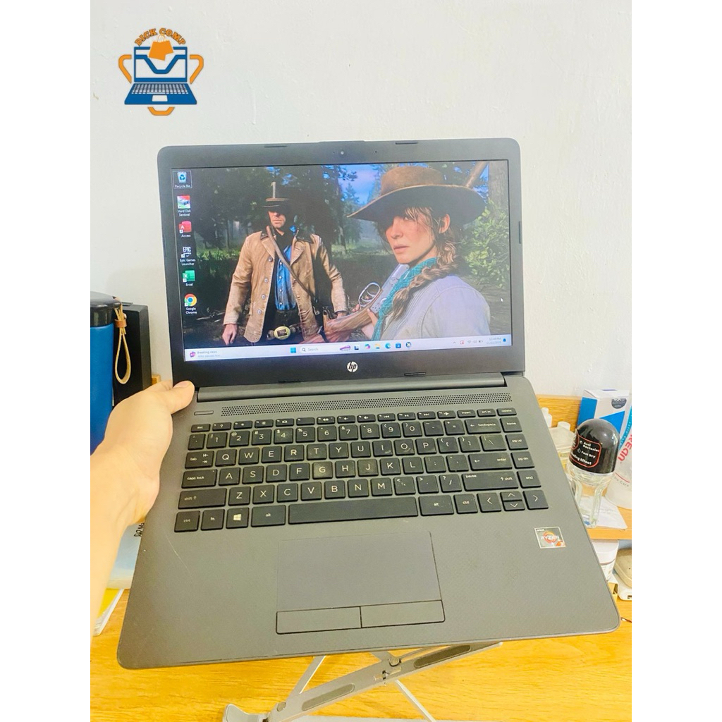 HP 245 G7. Ryzen 3 3300u. ram 8/500+256gb ssd. normal. mulus