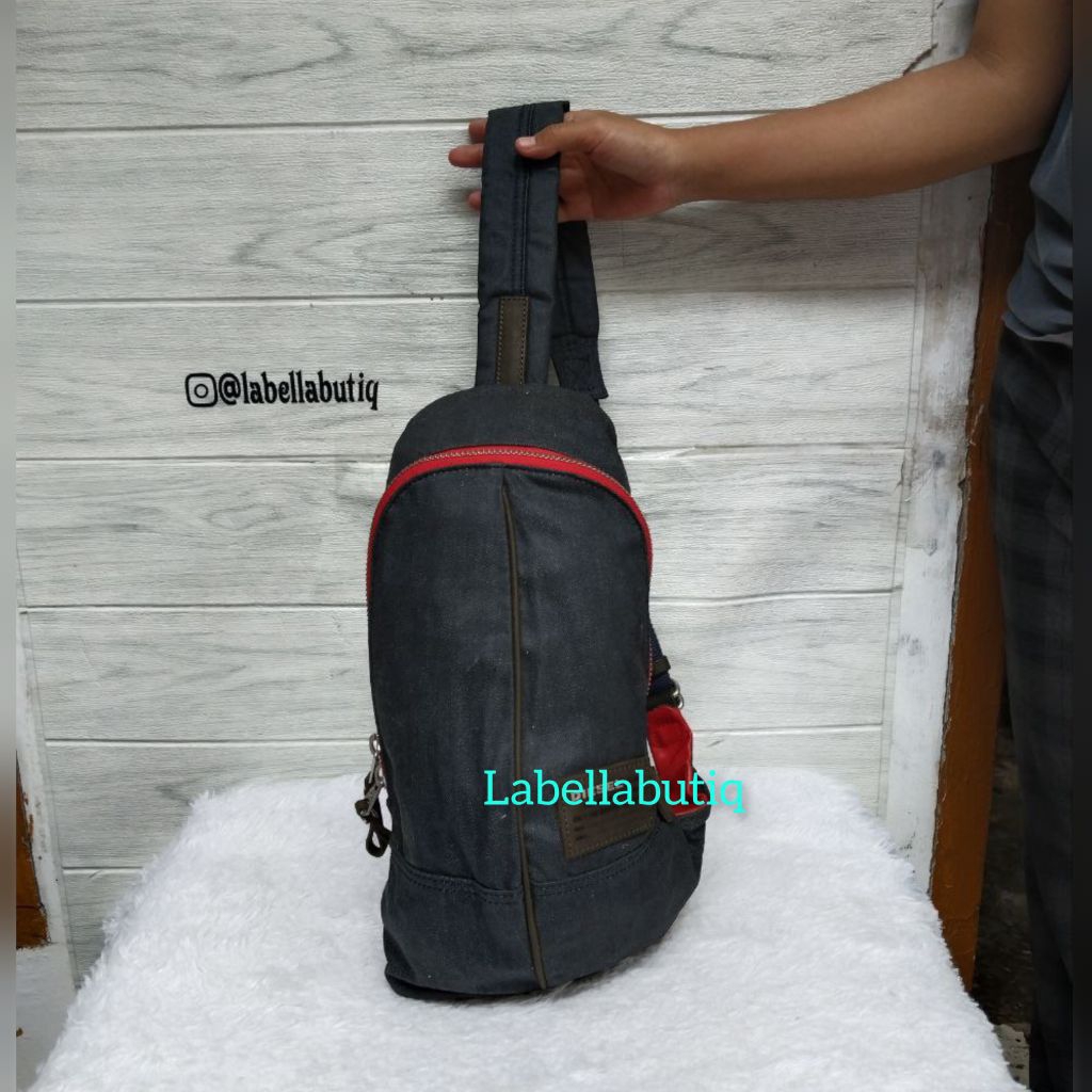 Diesel Crossbody Tas Selempang Pria