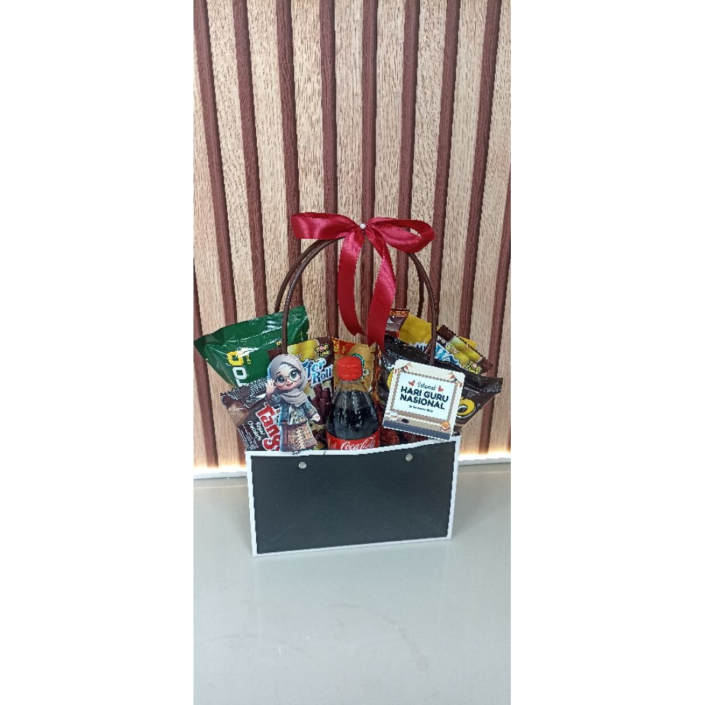 Snack Bucket Hari Guru