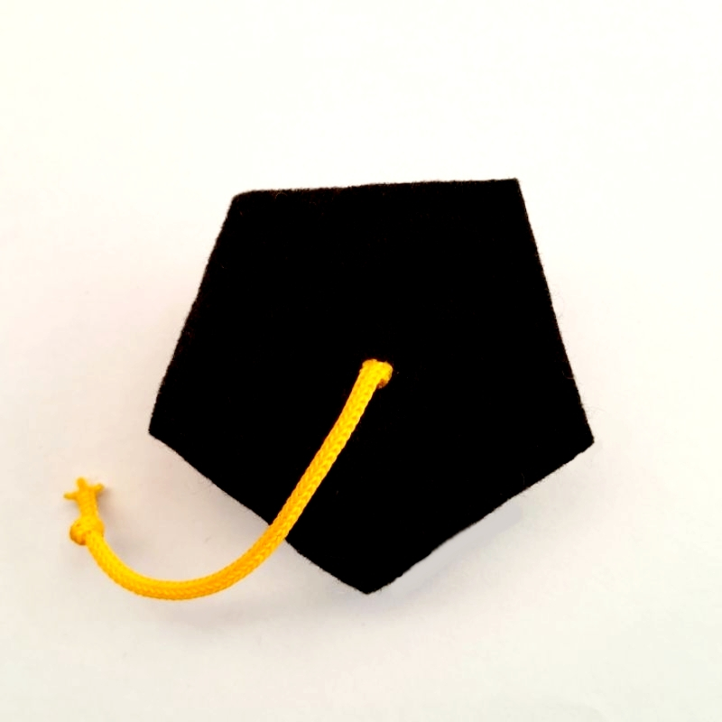 UNTUK BONEKA 15 CM - Topi Toga Baju Selempang Gulungan Wisuda Graduation Perlengkapan Aksesoris Acc 