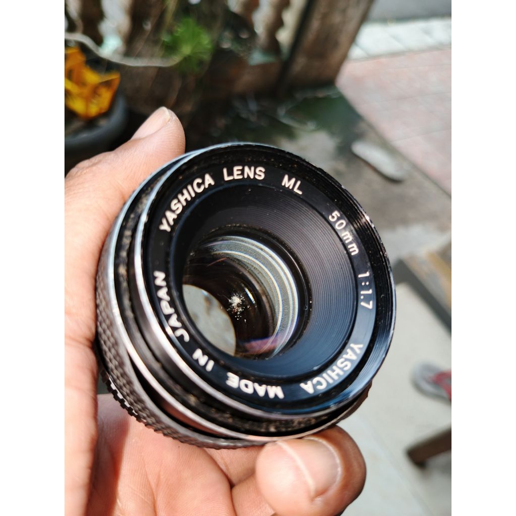 Lensa manual Yashica ML 50/1.8 mount C/Y