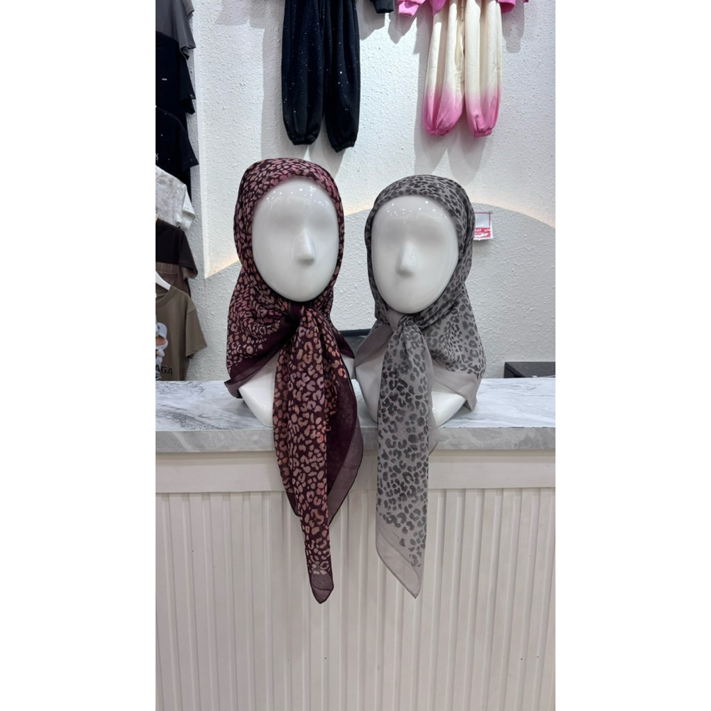 jilbab segi empat anak Malaysia