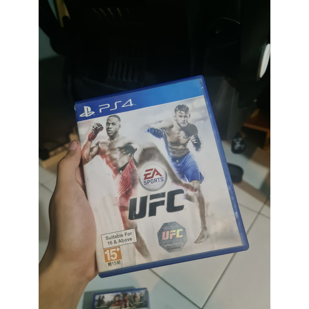 Kaset BD PS4 UFC