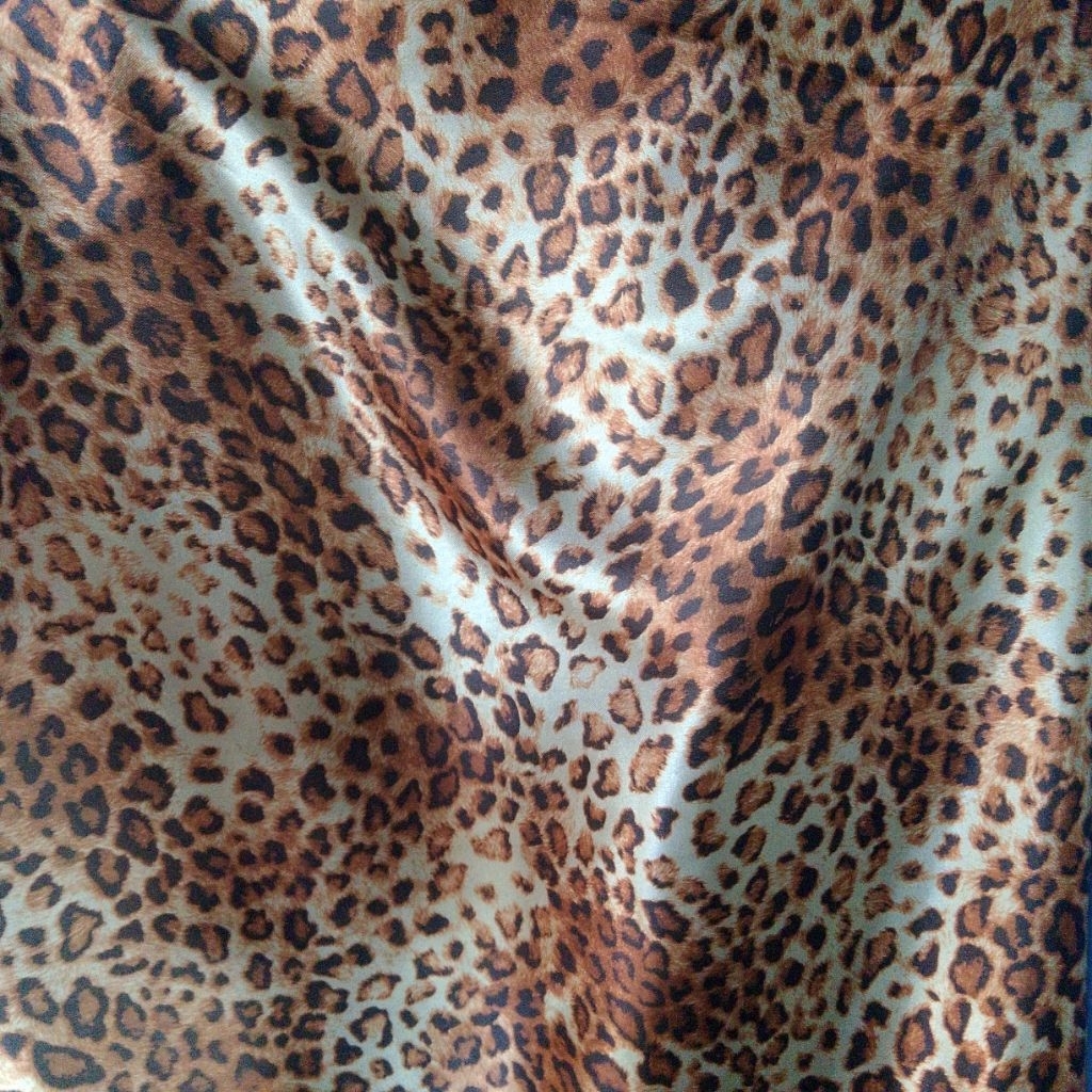 KAIN SATIN SILK PREMIUM Motif Leopard Print / Macan Tutul | Bahan Dress Kemeja Piyama Meteran Rmt